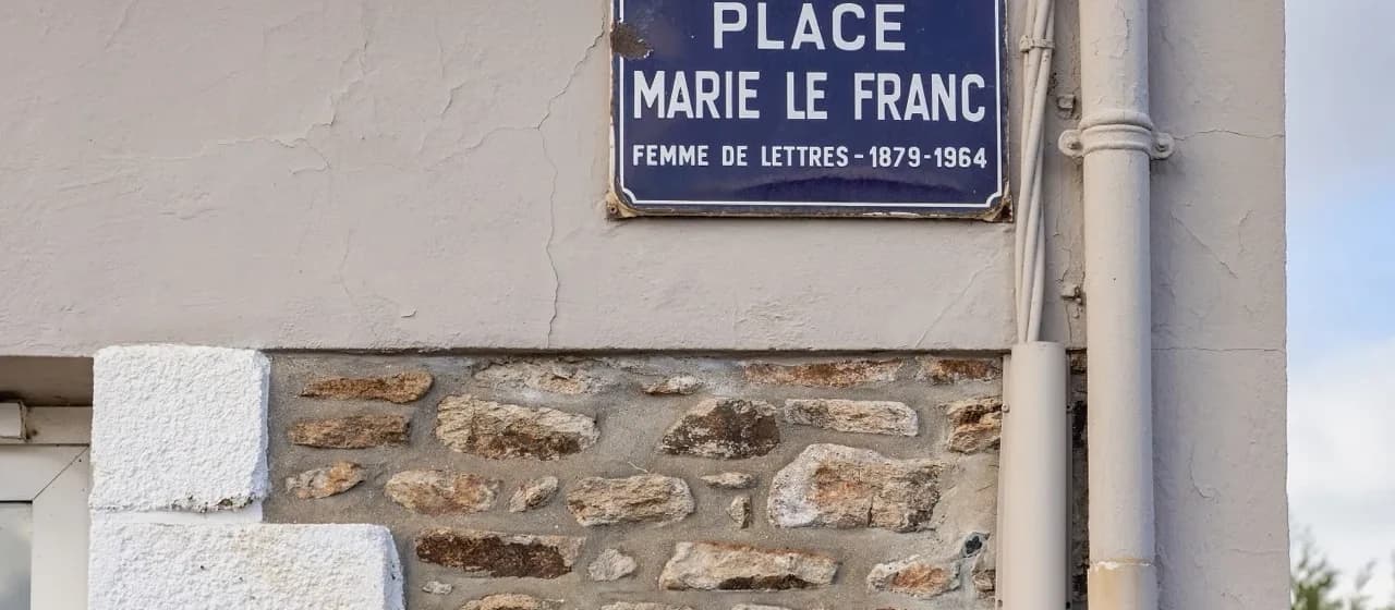 Agence web Sarzeau — ADN IA Agence web Sarzeau — ADN IA