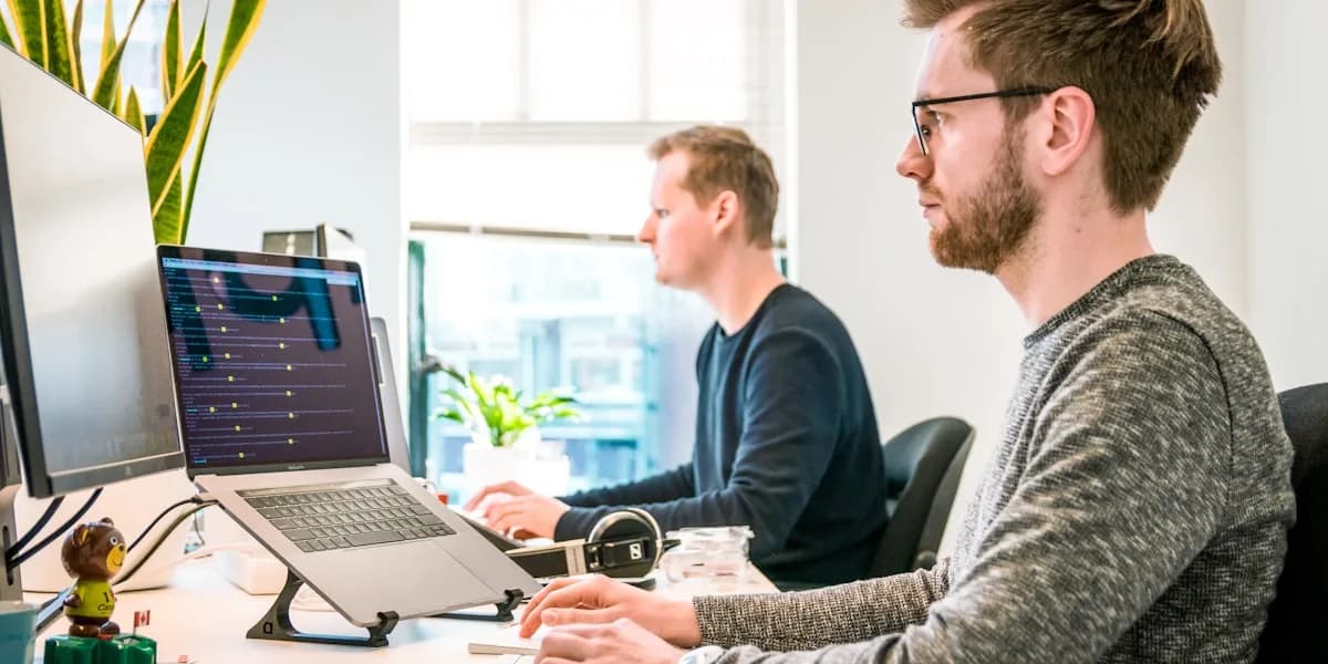 Solutions sur mesure Solutions sur mesure — ADN IA, agence digitale à Paris
